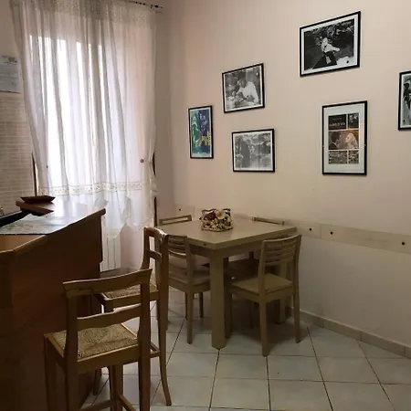 La Dolce Romana Bed & Breakfast 2*
