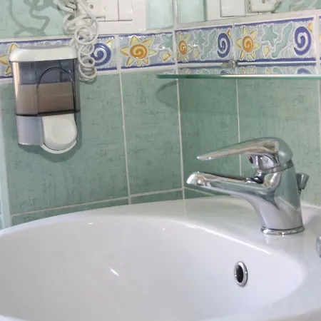 Frühstückspension La Dolce Romana 2*